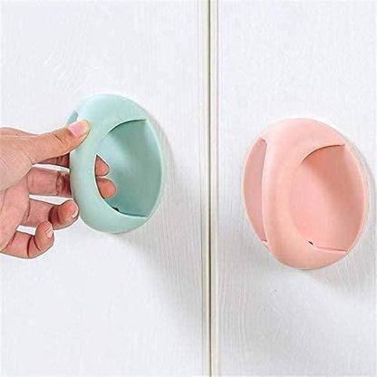 9042
